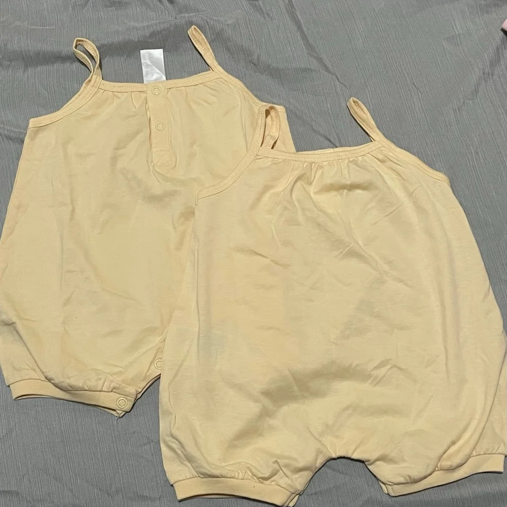Twin girls matching yellow H&M rompers 3 Months